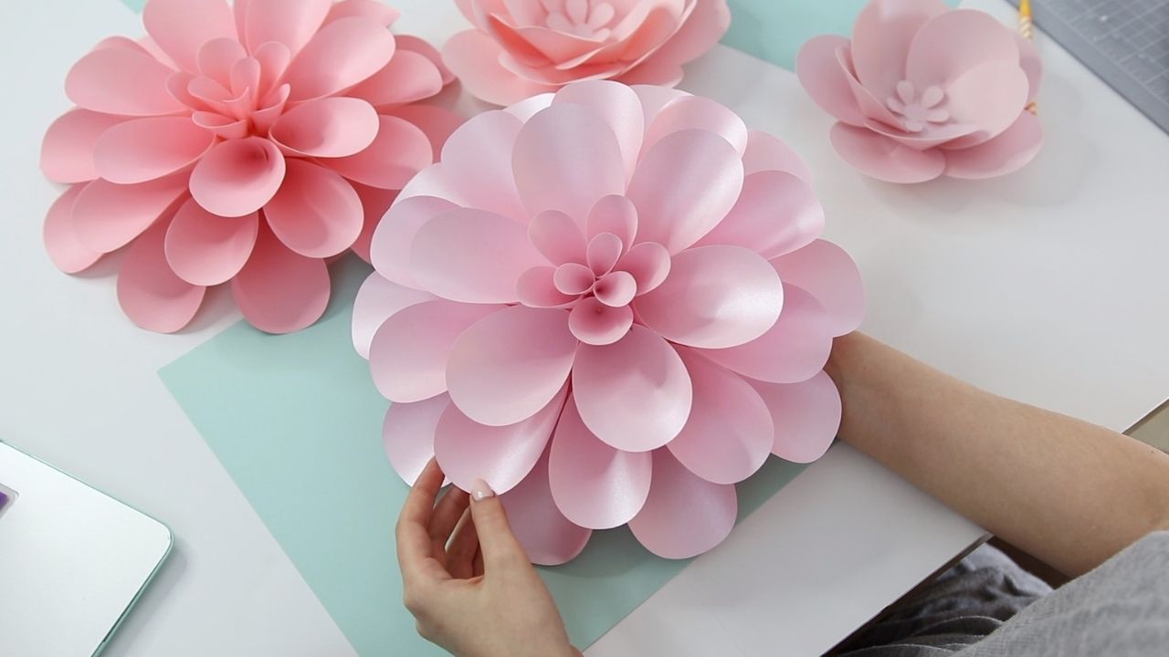 EASY Crepe Paper Flowers For Beginners - Step By Step Tutorial - FancyBloom