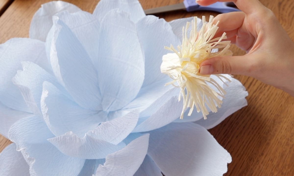 crepe paper flowers easy