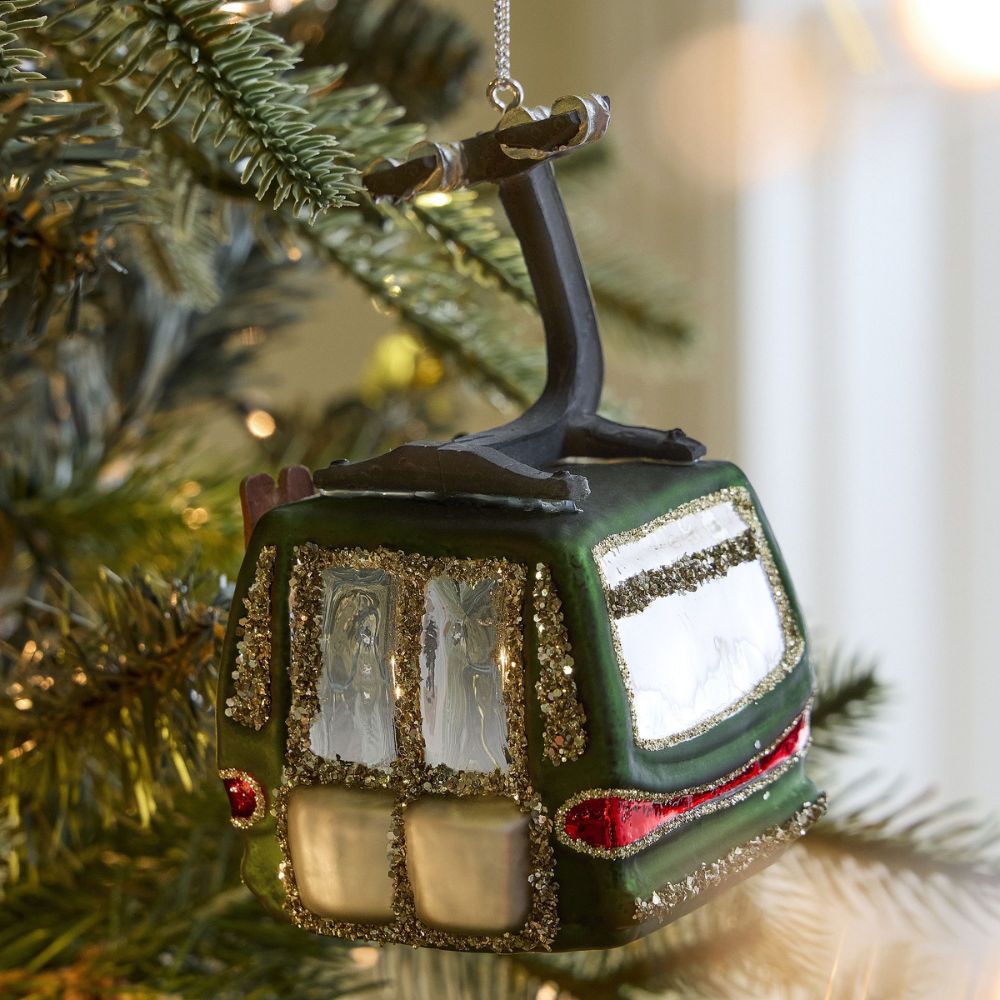 Top 2025 Christmas Decor Trends You’ll Want to Try This Season 38 ski-themed ornaments
